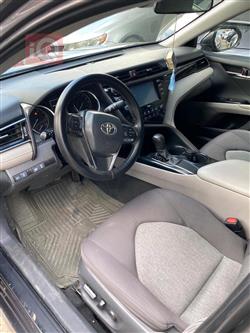 تۆیۆتا کامری